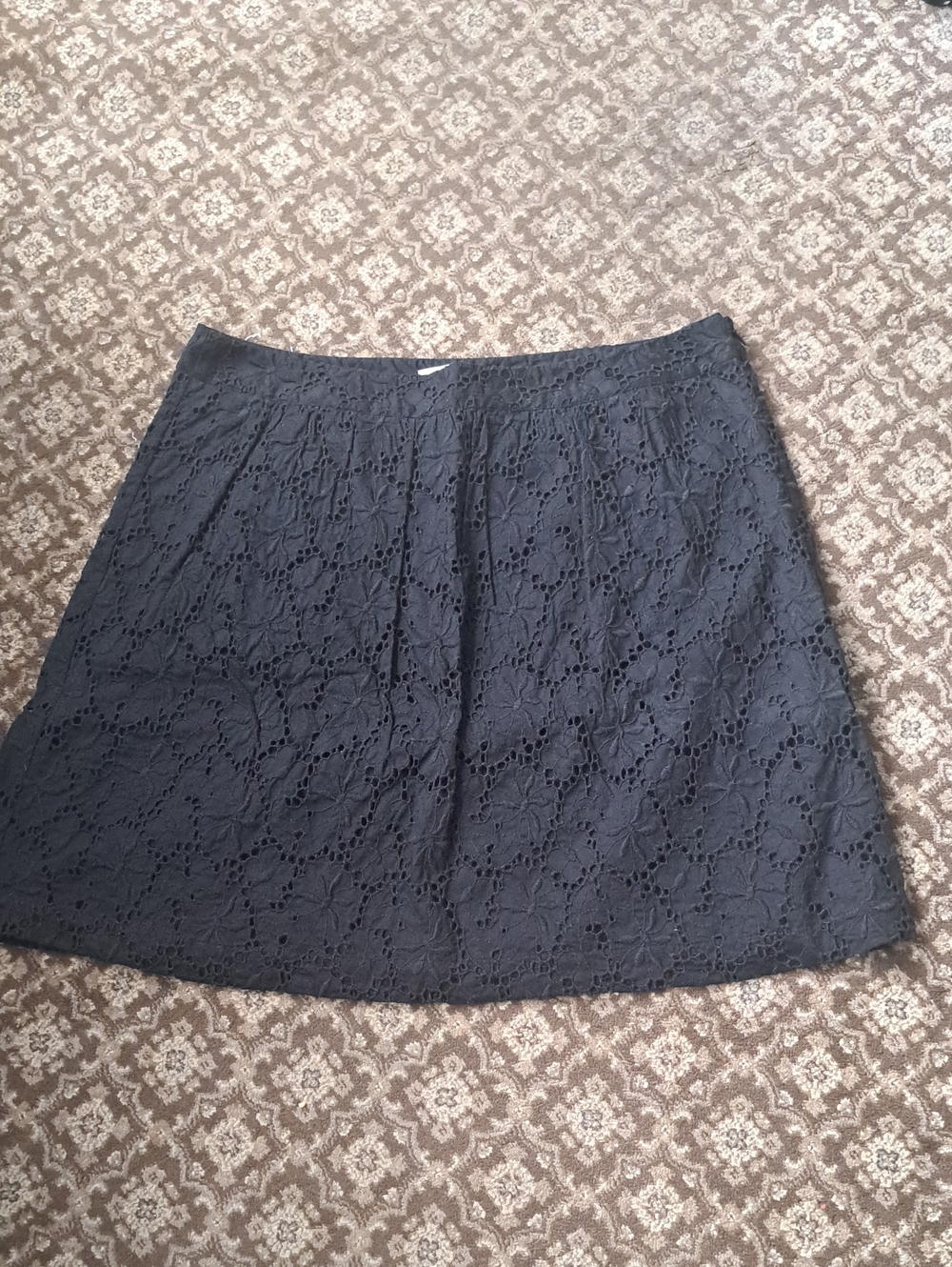 LOFT Black Lace A-Line Skirt with Floral Eyelet